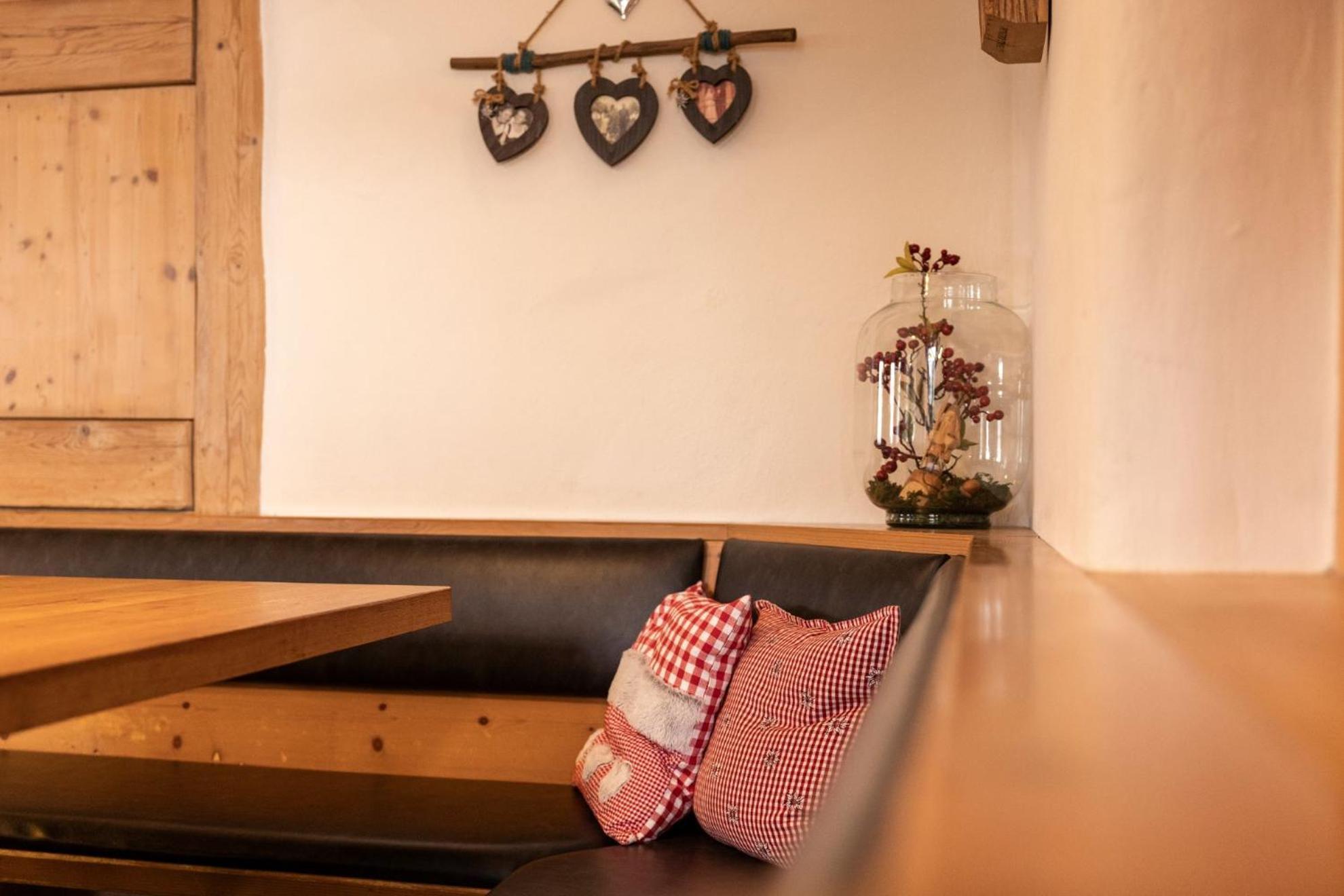 Altbau Gasthaus Amboss Grunkraut Eksteriør billede