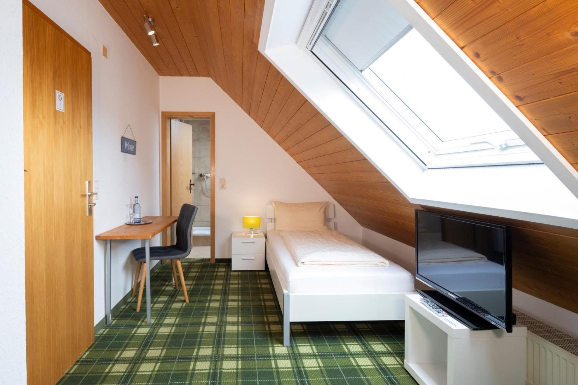 Altbau Gasthaus Amboss Grunkraut Eksteriør billede